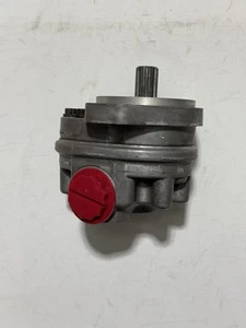 Danfoss / Eaton 1.02 CI CCW 11TH Tooth Shaft Pump 26001-LZA - Picture 1 of 6