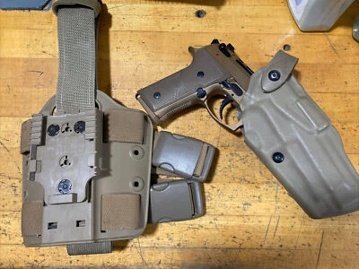 Safariland Beretta 92 M9 92FS Level 3 ALS SLS Tactical Holster Drop Leg TAN QLS - Image 1 of 4