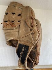 VINTAGE Macgregor Ken Harrelson Autograph Model Leather Baseball Glove Mitt RHT