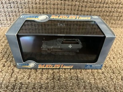 Dragon Armor 1:72 Sd.Kfz.251 Ausf C, Inf. Div. GD, E. Front 1942, No. 60229 - Image 1 of 4