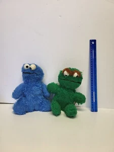 Vintage Sesame Street Cookie Monster And Oscar Plush Old - Picture 1 of 15
