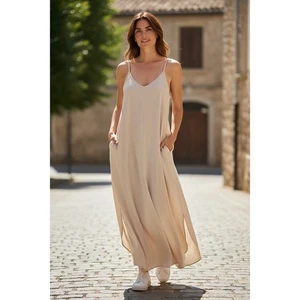 Neu ohne Etikett Zenana beige V-Ausschnitt Spaghettiträger weites Bein Overall mit Taschen Größe M - Bild 1 von 4