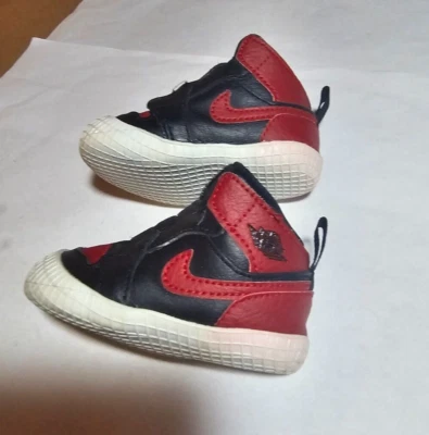 ZAPATOS AIR JORDAN 1 BOTINES TALLA 3.5C BEBÉ NIÑO INFANTIL BALONCESTO MICHAEL ROJO NEGRO Foto 1 de 4