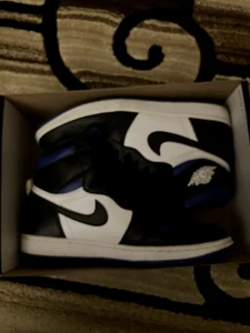 Jordan 1 Retro OG High Royal Toe Men's Size 11 Used - Picture 1 of 5