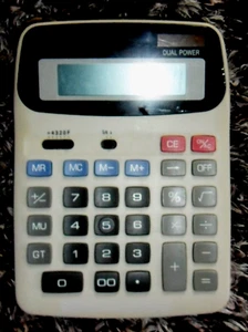 Tischrechner - Grau mit großen Tasten und großem Display - Bild 1 von 2