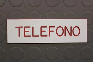 Scritta Targhetta Targa Vintage TELEFONO anni '70 Fondo Di Magazzino 13x4 cm - Imagen 1 de 2
