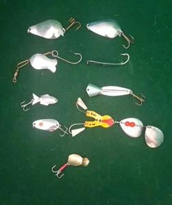9 Vintage Metal Lures. Mepps,Les Davis,Gil-o,Etc. - Picture 1 of 12