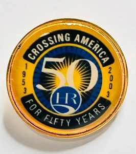 1953 2003 Holiday Rambler RV Crossing America For 50 Years Lapel Hat Pin Vintage - Bild 1 von 5
