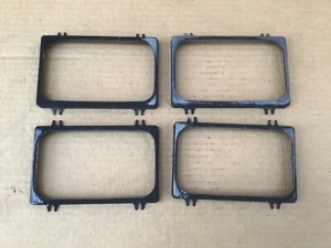 89-91 Chevy Blazer GMC Jimmy Suburban HEADLIGHT RETAINING RINGS R/V Series Truck - Picture 1 of 6
