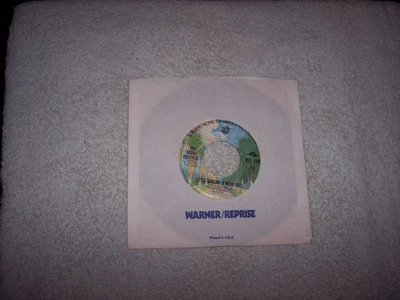THE DOOBIE BROTHERS--LITTLE DARLING (I NEED YOU) / LOSIN' END   45   #1127 - Image 1 of 4