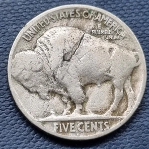 1925 D Buffalo Nickel - ERROR - Lamination Error - Circulated #94566 - Picture 1 of 2