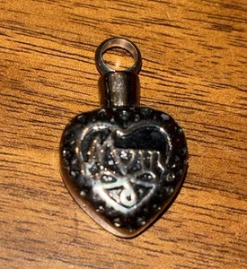 Hübscher Silber Edelstahl Mama Herz Anhänger schöne Größe Add to Kette Halskette - Bild 1 von 7