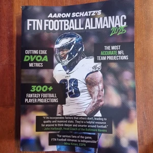 Aaron Schatz's FTN Football Almanac 2025: The Essential Guide 2025 NFL Season 🏈 - Bild 1 von 9
