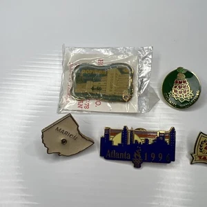 Lote H4 Philadelphia Lions Olimpiadas Atlanta Manzanas Años 70 Vintage Retro Broche Prendedor - Imagen 1 de 7