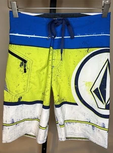 VOLCOM BOYS LIDO ION BOARD SHORTS 4 WAY STRETCH POCKET GREEN BLUE PRINT 26 NEW - Picture 1 of 6