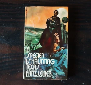 Fritz Leiber - A Specter Is Haunting Texas - Bild 1 von 3