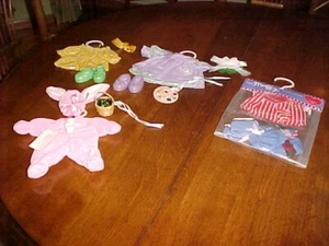 LOT (4) MUFFY VANDERBEAR PINK BUNNY, MESSENGER OF LOVE, GIBEARNY & MORE COSTUMES - Picture 1 of 7