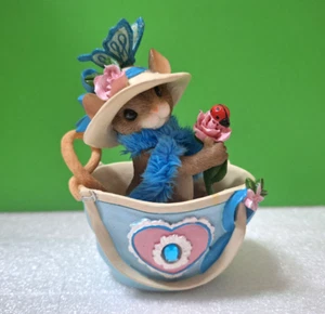 Charming Tails IN PURSUIT OF HOPE from the Hope Collection Figurine - Picture 1 of 8