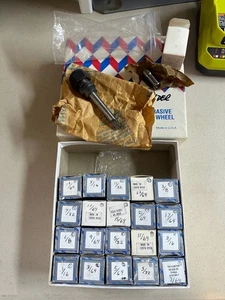Erickson COLLET CHUCK HOLDER & Valentie Lathe Collet Set (22pc) - Picture 1 of 6