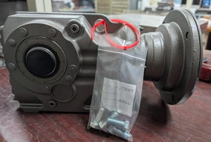 🤪 SEW EURODRIVE HELICAL BEVEL GEARBOX 1750 RPM 37.97:1 230/400 VAC KA37/TAM56 - Picture 1 of 5