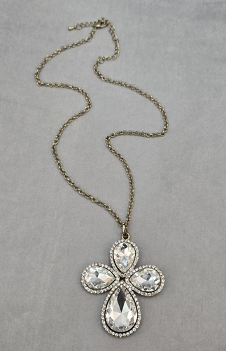 VETEMENTS Collana grande finta pietra trasparente strass forma croce ciondolo tono oro