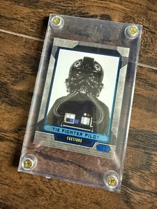 Topps Blue Sammelkarte Tie Fighter Pilot Star Wars - Bild 1 von 2