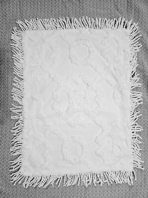 Almohada acolchada de chenilla con flecos blanca de algodón geométrica 26" X 20" nueva sin etiquetas Foto 1 de 3