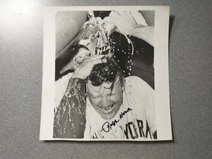 RALPH HOUK YANKEES SIGNED AUTOGRAPHED ORIGINAL VINTAGE 1961 WIREPHOTO - Picture 1 of 3