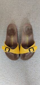 Birkenstock yellow patent slider sandals Size 4 Lovely used condition