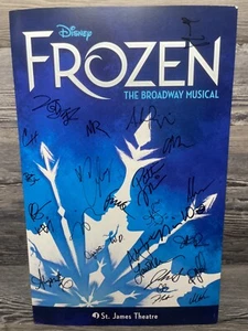 TARJETA/PÓSTER FROZEN THE MUSICAL ON BROADWAY WINDOW, ELENCO DE TEATRO ST JAMES FIRMADO - Imagen 1 de 6