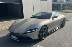 CARBON Performance Aero sideskirt spoiler diffuser skirt for Ferrari Roma - Picture 1 of 6