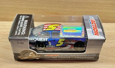 Mark Martin 1/64 2010 #5 Carquest Honoring Our Soldiers Chevy Impala - Image 1 of 4
