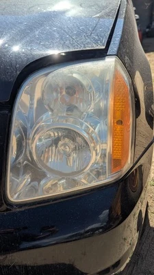 Headlamp GMC YUKON XL SLT Left 07 08 09 10 11 12 13 14 LH LIGHT FOGGY LENS - Image 1 of 4