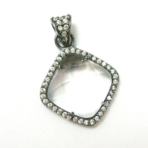 Colgante de gema de bisel de cuarzo de cristal de plata oxidada, pavimento cúbico de zirconia de 17 mm - Imagen 1 de 4