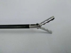 Laparoscopic Wavy Grasper Grasping Inserts Forceps Instruments 5mm x 330mm - Picture 1 of 12