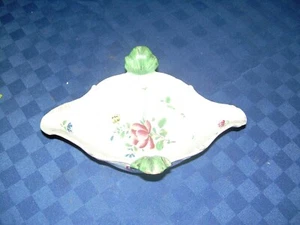 SALSIERA MAIOLICA FERNIANI FAENZA II° META' DEL 700' - Foto 1 di 5