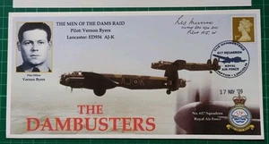 DAMBUSTER LES MUNRO CNZM DSO QSO DFC SIGNED 2009 MEN OF THE DAMS VERNON BYERS - Picture 1 of 3