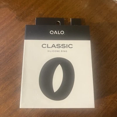 Anillo estilo vida Qalo talla 9 para hombre anillo de silicona negro extra frontal  Foto 1 de 4