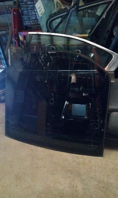 Hyundai Genesis 09-16 cupé trasero de vidrio térmico con antena de diversidad  Foto 1 de 4