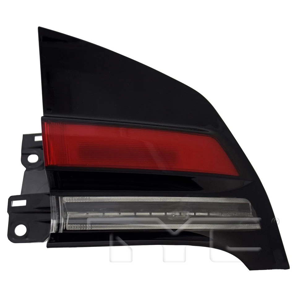 For Toyota Prius 23-25 TYC Passenger Side Replacement Tail Light CAPA Certified Foto 1 de 4