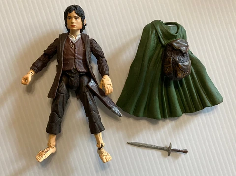 Lord of the Rings Two Towers Super Poseable Frodo Figure Toy Biz 2004 LOTR Cover