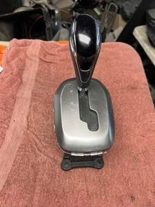 2016-2017 chevy spark floor shift A/T gear selector 42524905 OEM - Bild 1 von 6