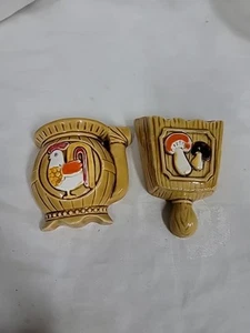 Vintage 1970s Kitsch Mushroom & Rooster Wall Pocket & Decor Yellow Ceramic - Picture 1 of 11