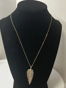 Gold Tone Feather Pendant Necklace 925 Silver Multiple Small Clear Stones - Picture 1 of 17