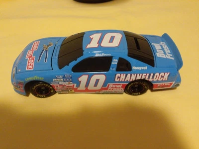 1997 Action RCCA 1/24 Phil Parsons Channellock 1/2500 BWB NASCAR Diecast Bank - Image 1 of 4