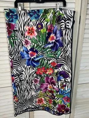 Cobertor de toalha de praia Johnny Was Aruba zebra 40 x 70 floral colorido com bolsa novo com etiquetas - Imagem 1 de 4