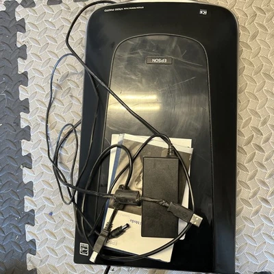 Epson Perfection V500 Fotoscanner Modell J251A. Gut funktionierend - Bild 1 von 3