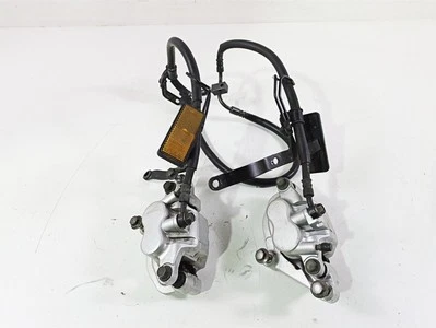 2008 Yamaha XVS1300 V-Star Tourer Front Brake Caliper Set 3D8-2580T-00-00 - Image 1 of 4