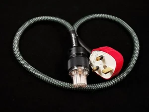 1X Cable de alimentación de CA Hifi Reino Unido 13A 6N cobre IEC hembra - Imagen 1 de 7