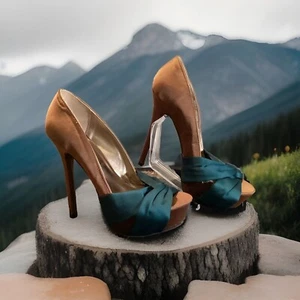 Qupid Silk Camel/Dark Green Pump Women’s Heels Size. 7.5 - Picture 1 of 13